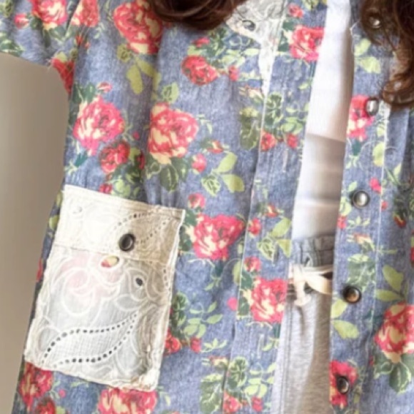 COTTAGE ROSE BUTTON DOWN JACKET!! Light weight!! Impeccable quality!! S - Picture 4 of 6